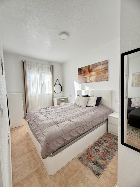 gallery image 4 of Fully Renovated City Center Apartment, Torrevieja