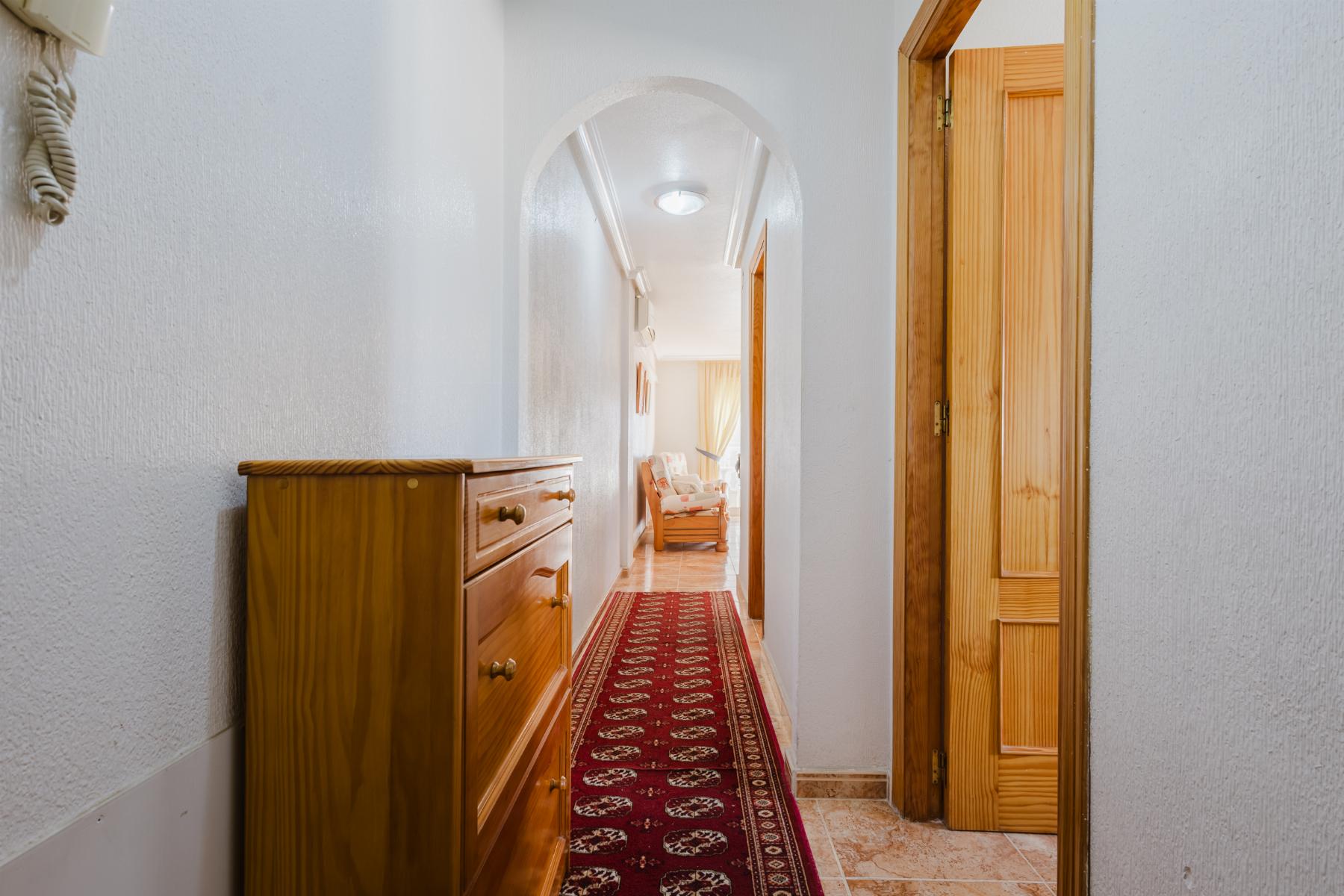 gallery image 2 of Modern 3-Bed Apartment Near Acequión Beach