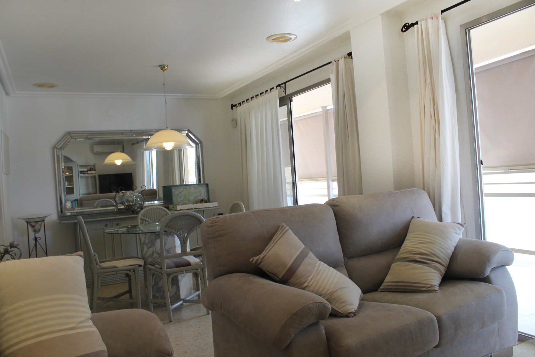 gallery image 4 of 