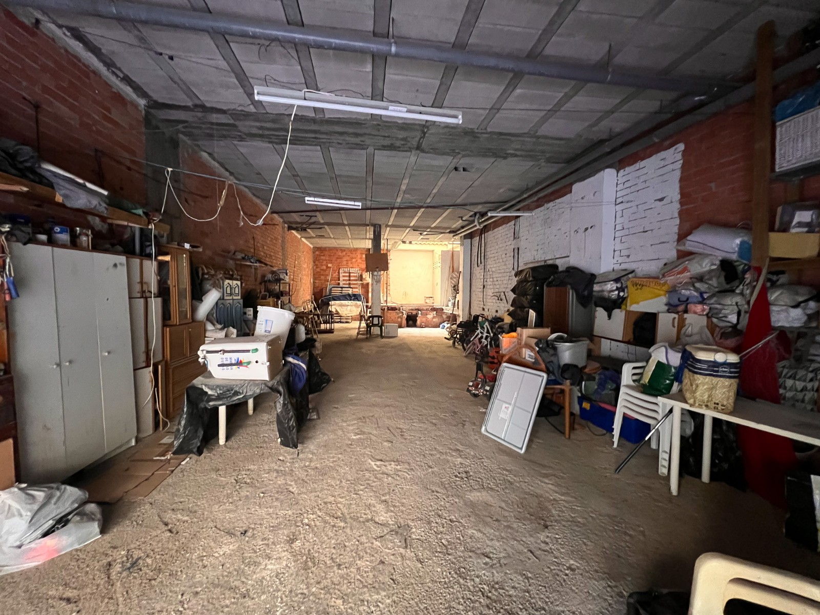 gallery image 4 of 