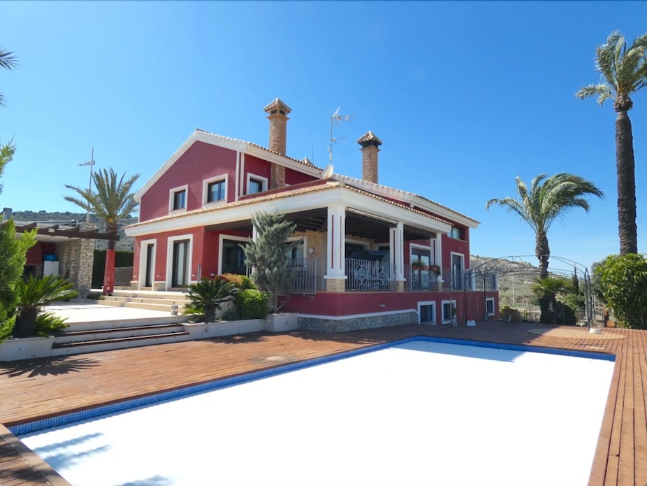 gallery image 1 of 