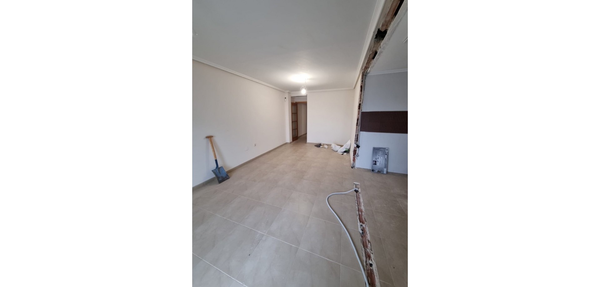 gallery image 4 of 