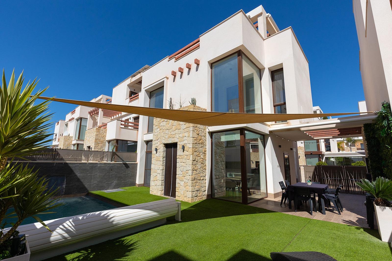 gallery image 2 of Opportunity: Modern Villa with Pool in Pueblo Bravo