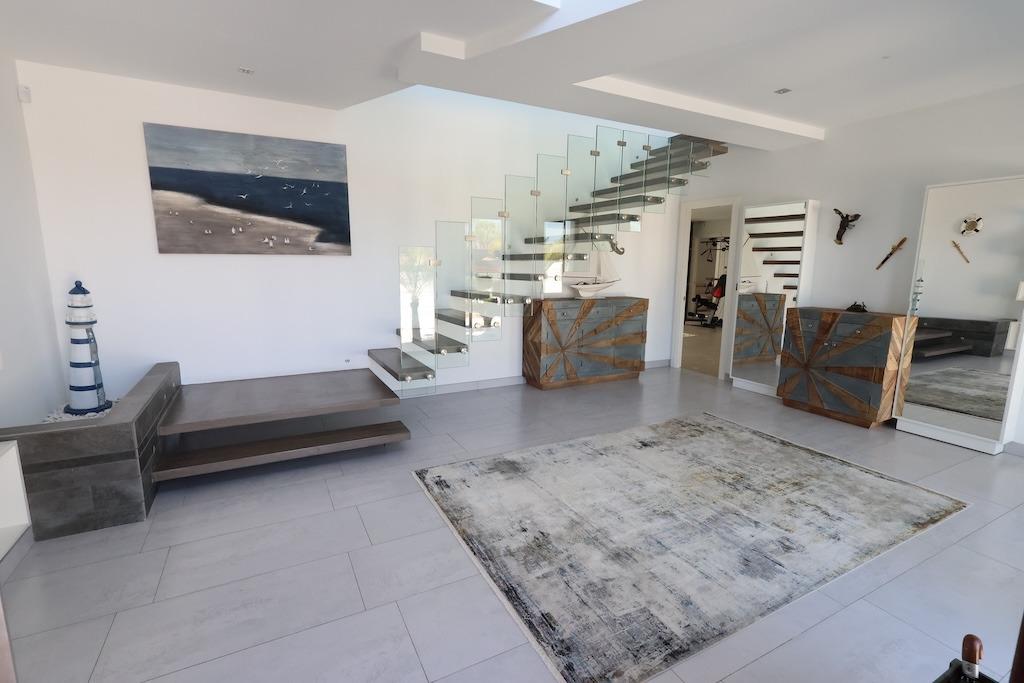 gallery image 4 of Luxury Villa with Spa & Sea Views in Jávea
