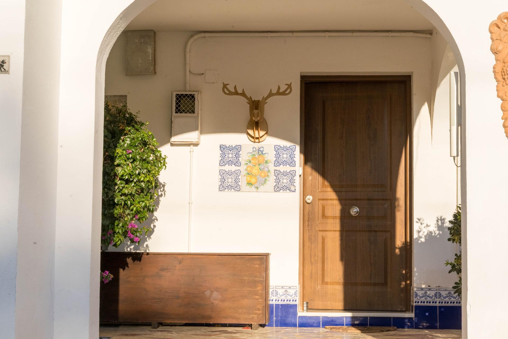 gallery image 4 of Charming Albir Villa with Pool & Views