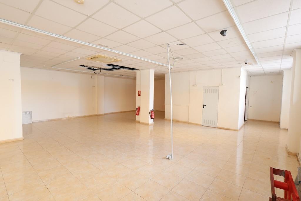gallery image 3 of Corner Commercial Unit in Torrevieja