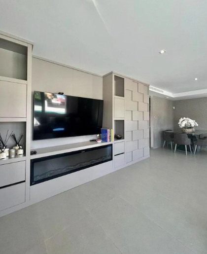 gallery image 4 of Luxury Renovated Villa in Los Balcones, Torrevieja