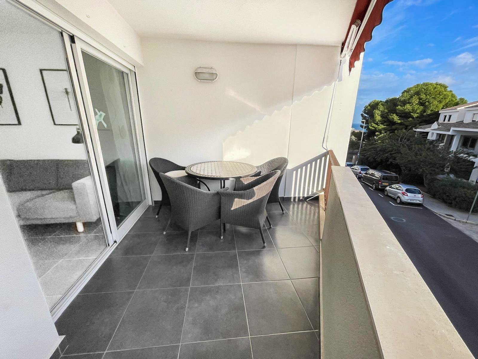 Стильный апартамент в сердце Альтеи