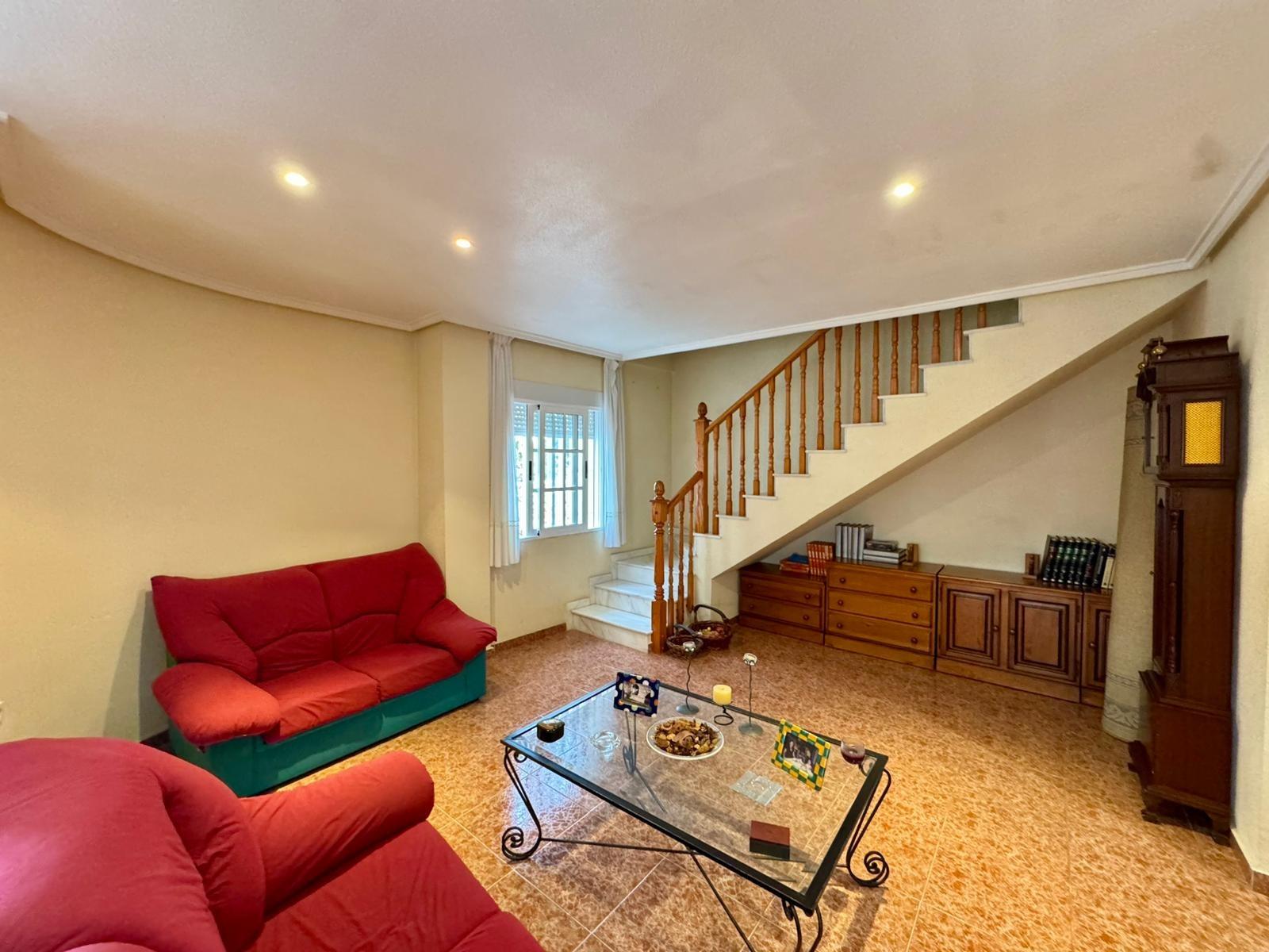 gallery image 4 of Elegant Detached Villa with Pool in Torrevieja