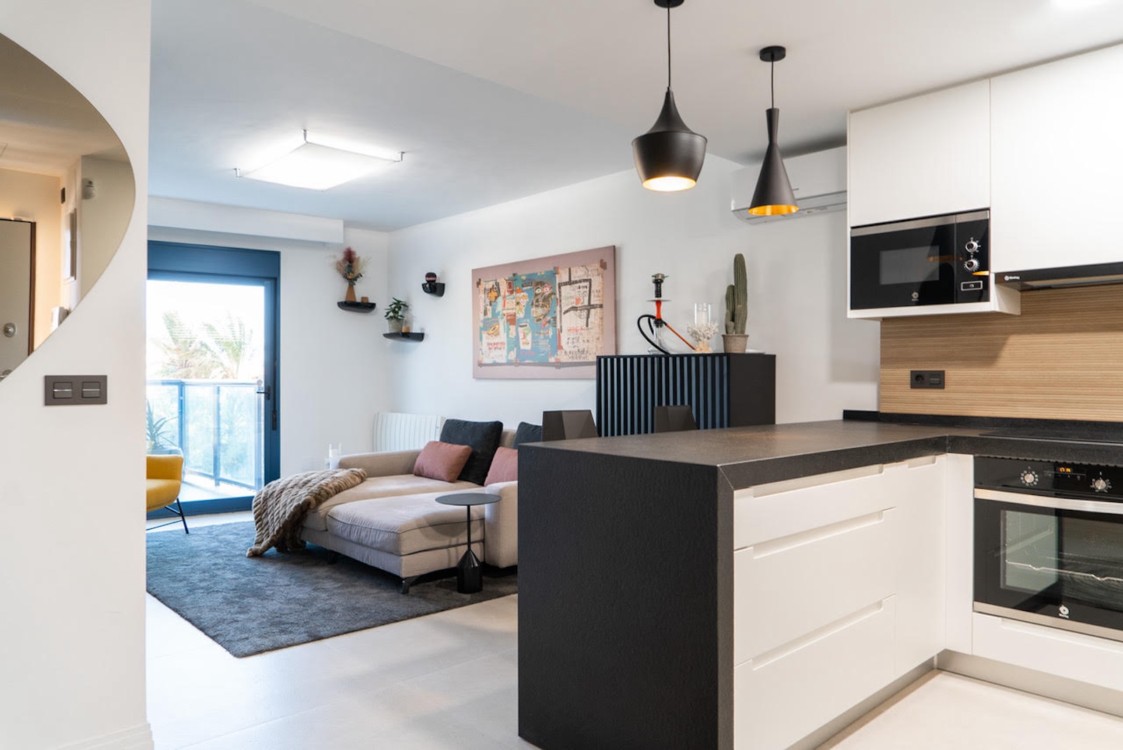 gallery image 4 of Elegant Renovated Apartment in La Veleta, Torrevieja