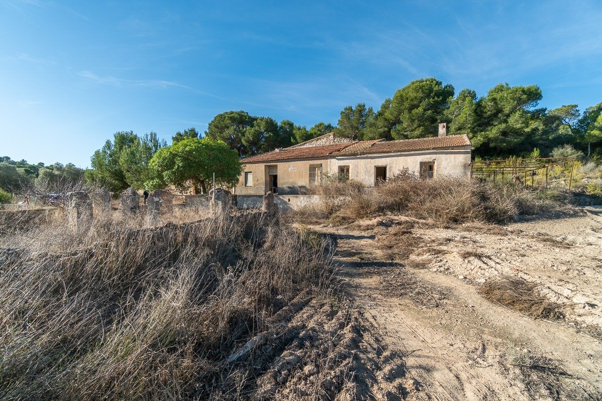 gallery image 2 of Historic Estate with Vast Land in Pilar